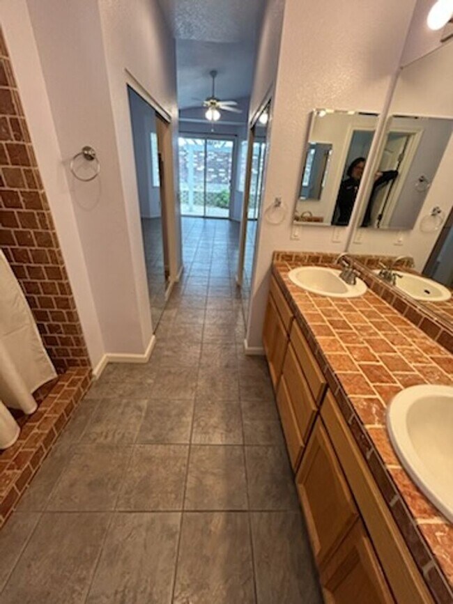 Building Photo - >>OPEN HOUSE!!