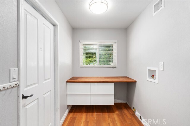 Building Photo - 1046 Dysart Dr