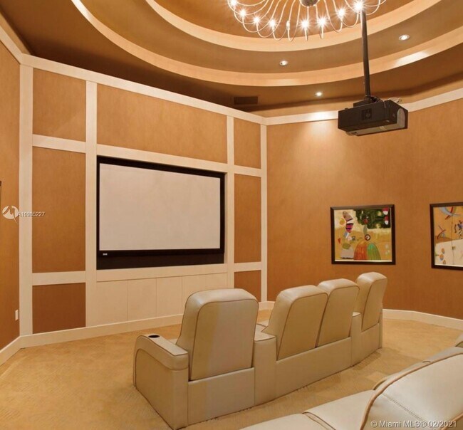 Building Photo - 3101 S Ocean Dr