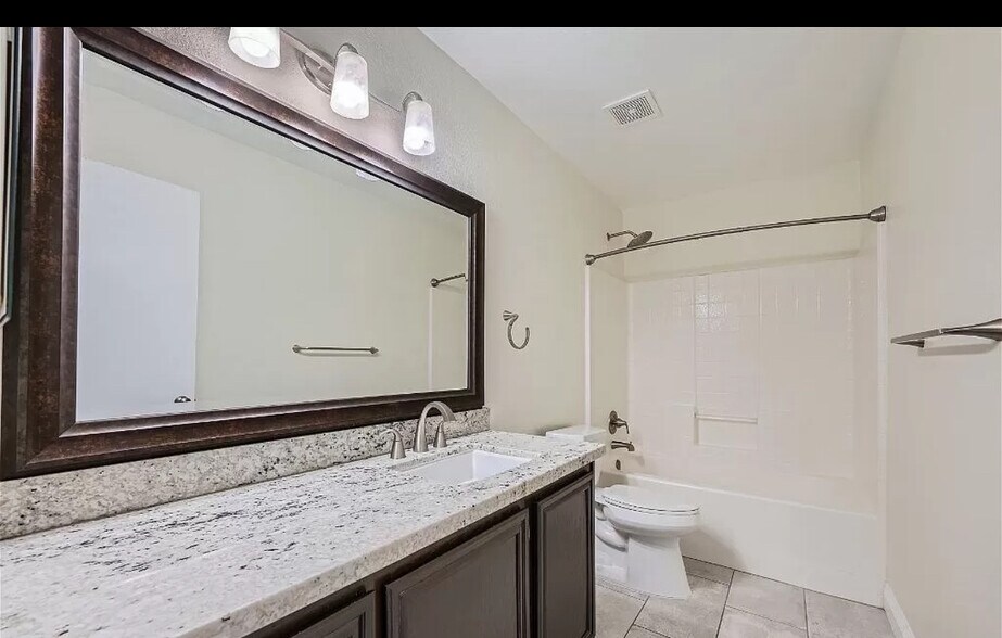 Building Photo - 3552 Kahala Bay Ln