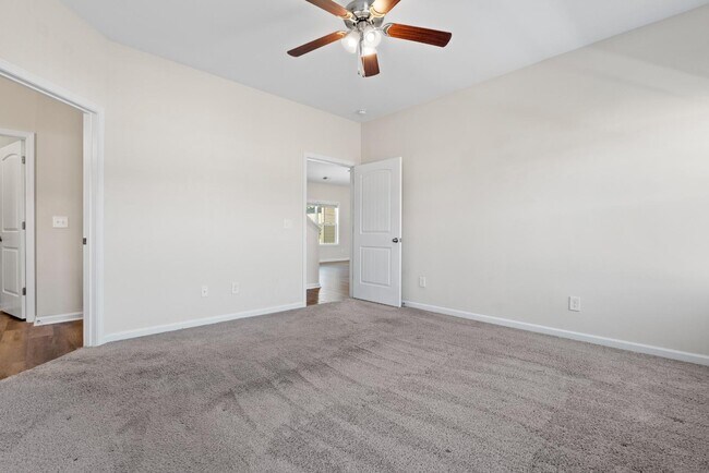 Building Photo - 311 Temple Cress Ave