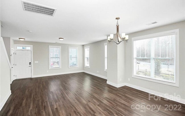 Building Photo - 109 Mint Ave
