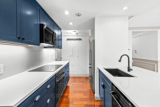 Building Photo - 281 Benefit St