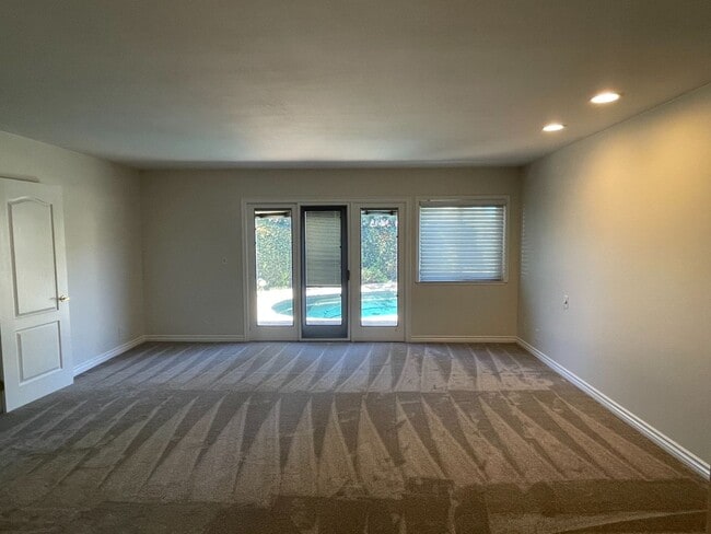 Building Photo - 3246 Medicine Bow Ct
