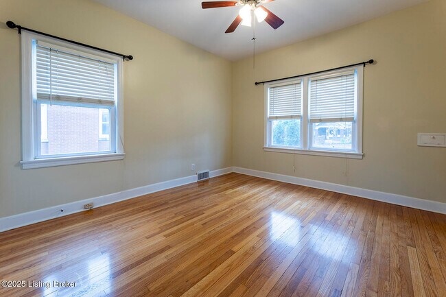 Building Photo - 505 Oxford Pl