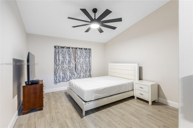 Building Photo - 5284 Tiffany Anne Cir