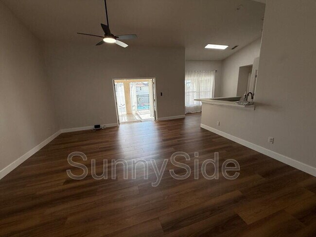 Building Photo - 1617 Nectarine Trail