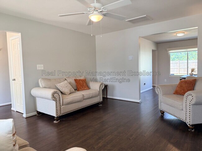 Building Photo - 3446 Ferdilah Ln