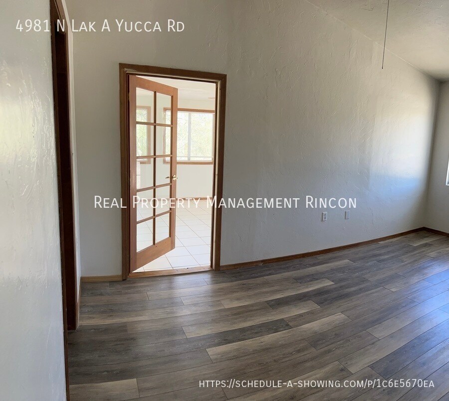 Building Photo - 4981 N Lak a Yucca Rd