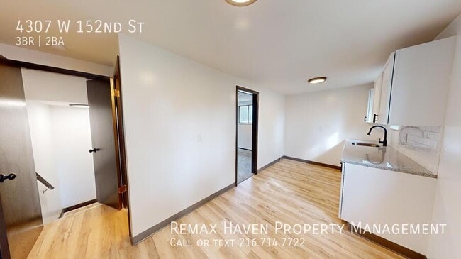 Building Photo - 4307 W 152nd St