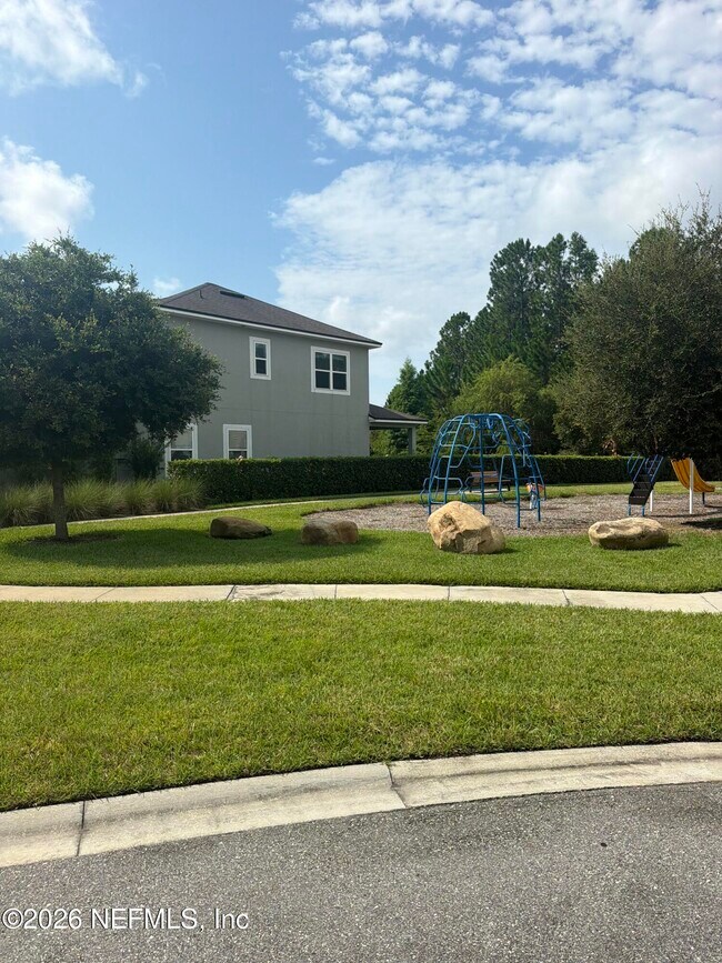 Building Photo - 199 Concave Ln