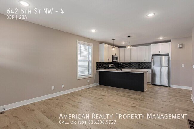 Building Photo - 642 6th St NW