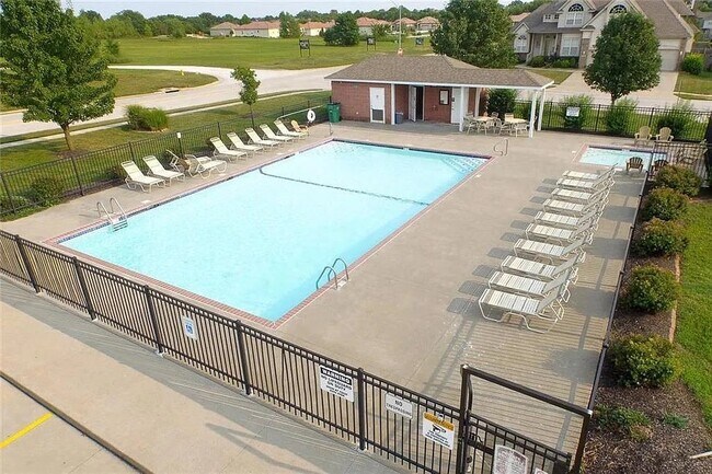 Building Photo - 1505 SW Georgetown Dr