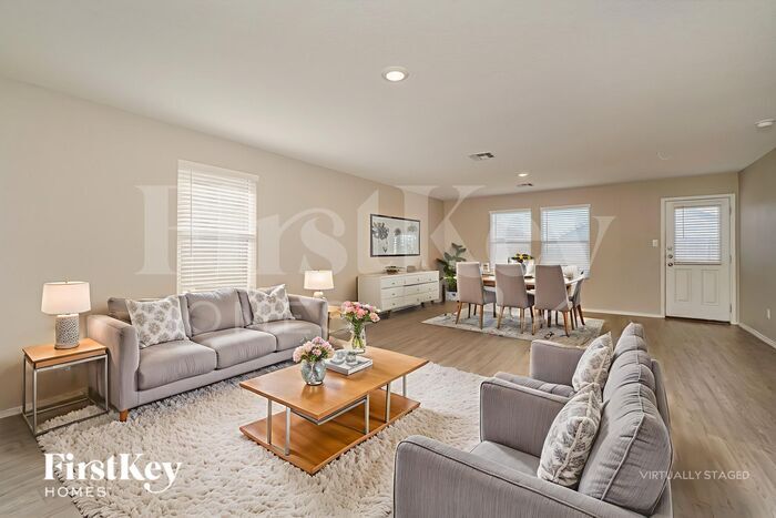 Building Photo - 407 Butterfly Bush Ct