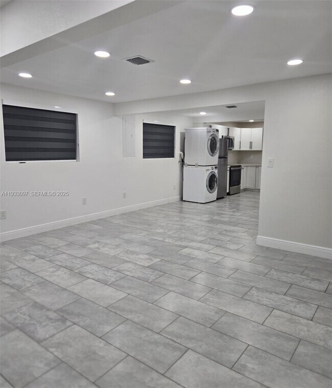 Building Photo - 38 Edmund Rd