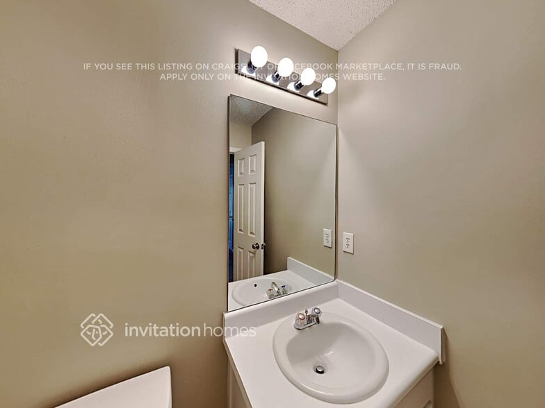 Building Photo - 780 Remington Cir