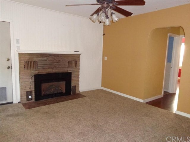 Building Photo - 464 E 6th Ave