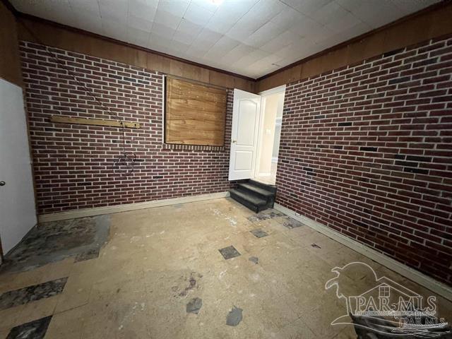 Building Photo - 5733 Orange St