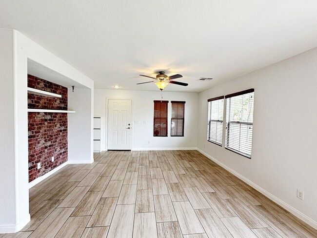 Building Photo - Stylish 3 Bedroom in Providence with Larger Yard on Corner Lot