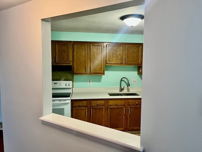 Building Photo - 8430 Fathom Dr