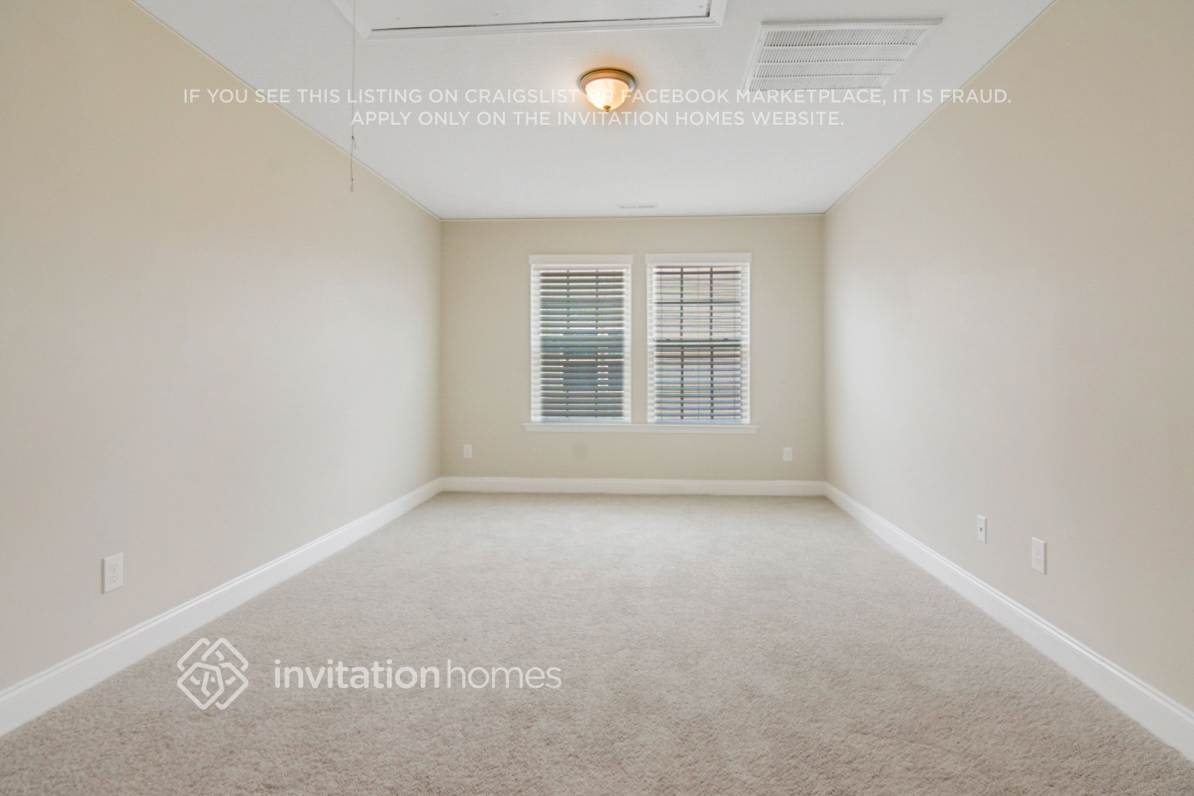 Building Photo - 2709 Communion Ct