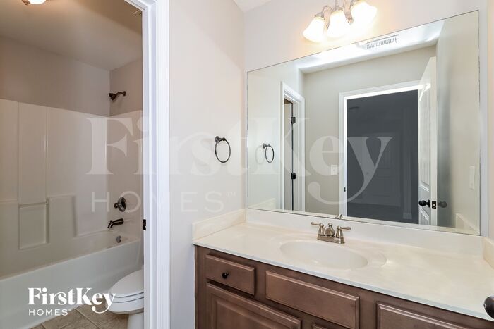 Building Photo - 43 Mallard Glen Dr