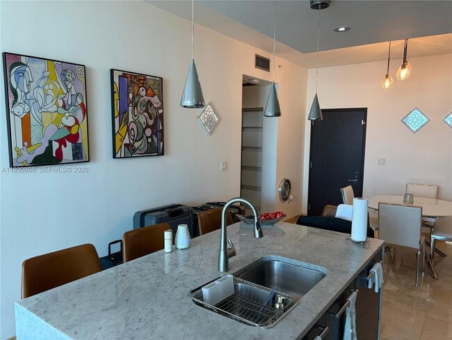 Building Photo - 900 Biscayne Blvd
