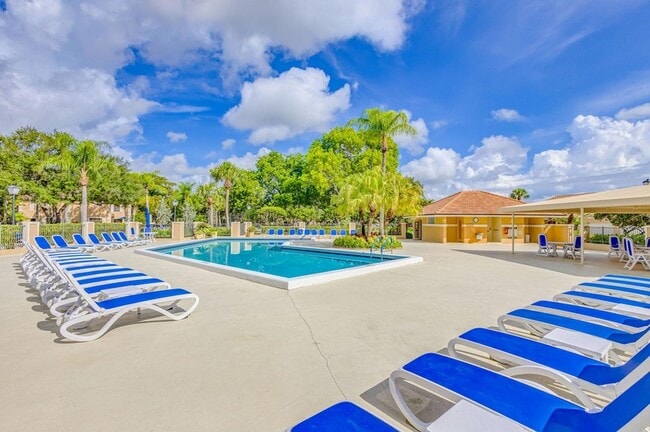 Building Photo - 479 Prestwick Cir