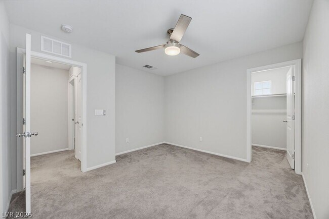 Building Photo - 10661 Sariah Skye Ave