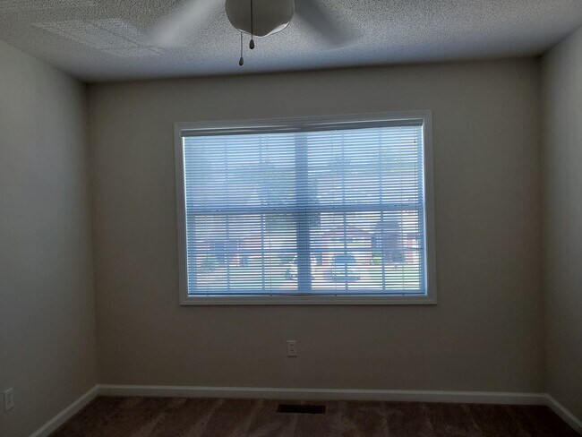 Building Photo - Dunwoody Subdivision!  Close to Ft. Novose...
