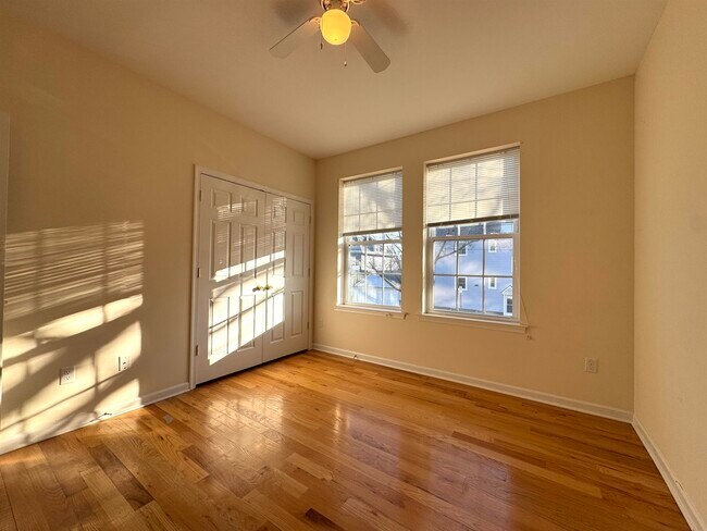 Building Photo - 788 Avenue C