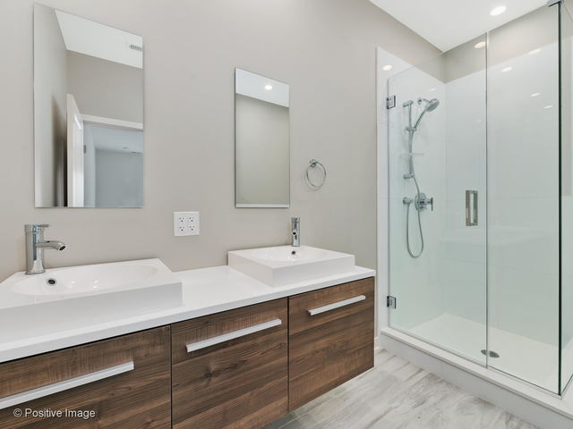 Building Photo - 7355 W Grand Ave