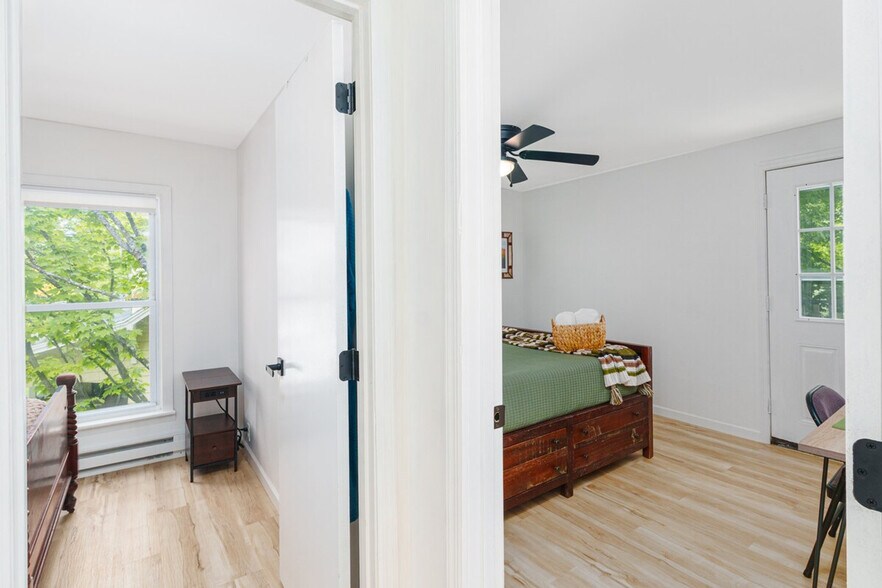 Building Photo - 10904 NY-73 Scenic