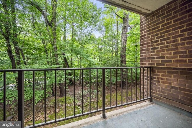 Building Photo - 1423 Northgate Square