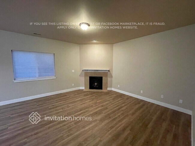 Building Photo - 14102 11th Pl W