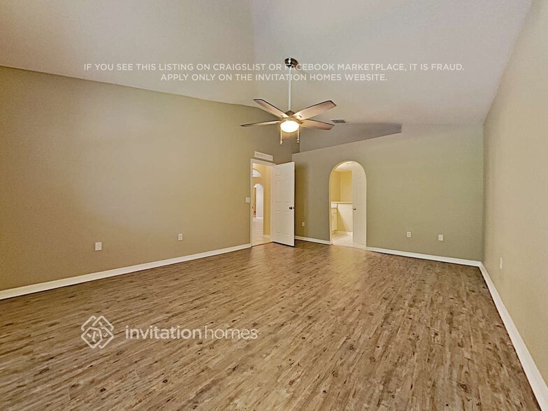 Building Photo - 4781 Salamander St