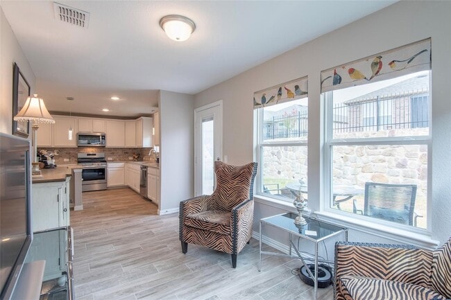 Building Photo - 7633 Rampart Dr