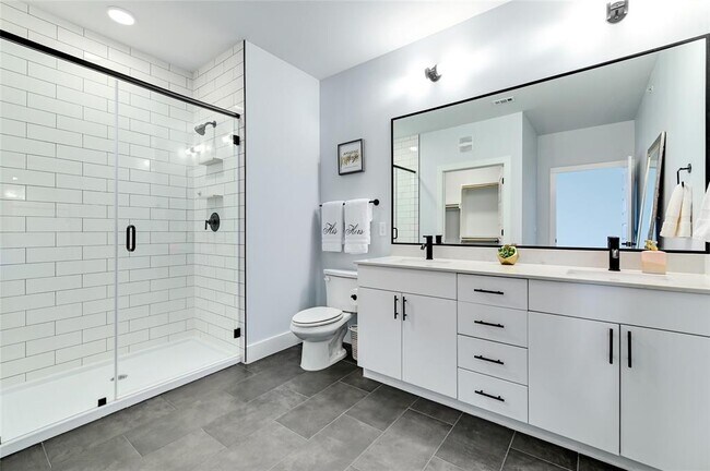 Building Photo - 3101 Govalle Ave