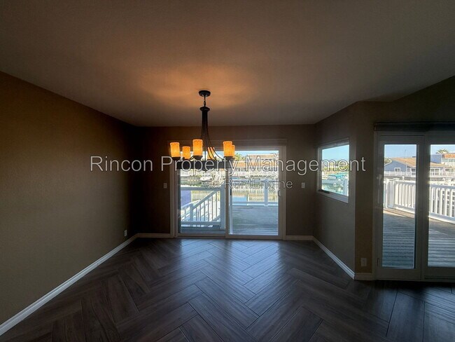 Building Photo - 4551 Costa De Oro