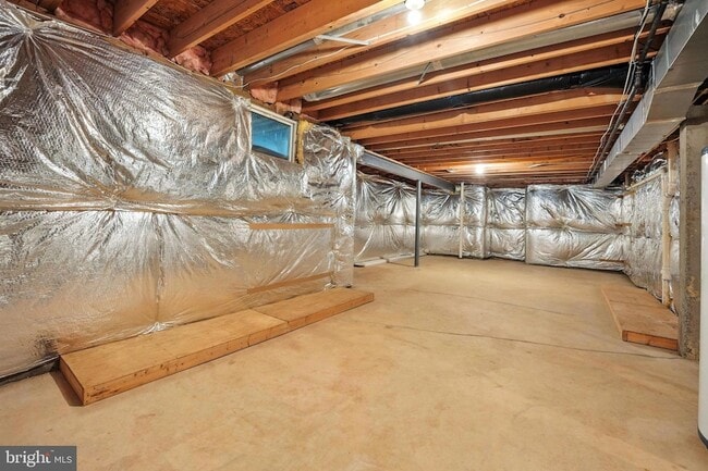 Building Photo - 9144 Big Springs Loop