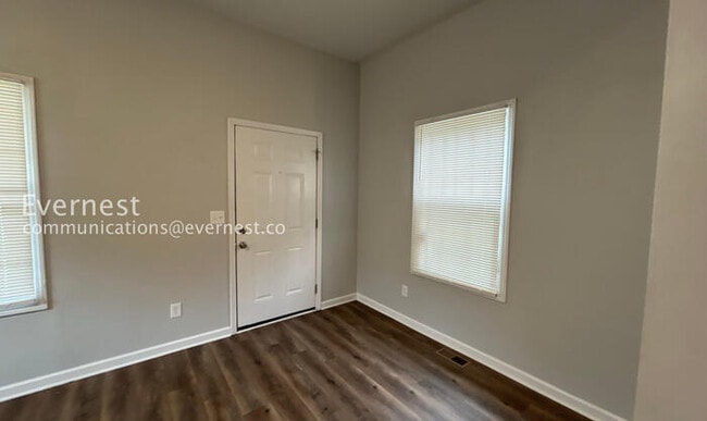 Building Photo - 2007 Morehouse Dr NW