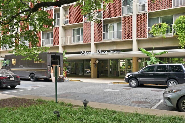 Building Photo - Southwest Waterfront Condo | 1 Bed | 1 Bath | 950 Sf | Private Balcony | 1 Parking Space