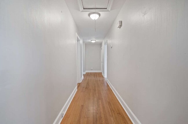 Building Photo - Charming 3-Bed Ranch-Style Home in the Heart of Wilson