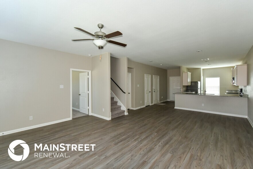 Building Photo - 3107 Begonia Bend
