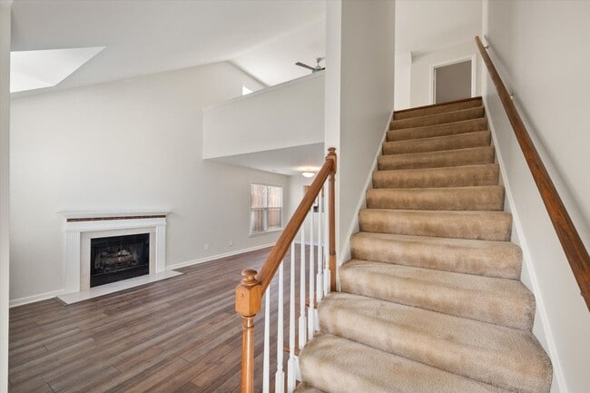 Building Photo - Beautiful 3-Bedroom Home on a Quiet Cul-de...