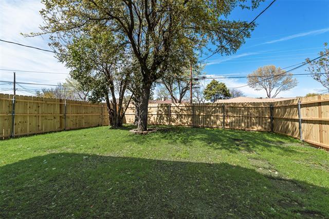 Building Photo - 1933 Garden Crest Ln