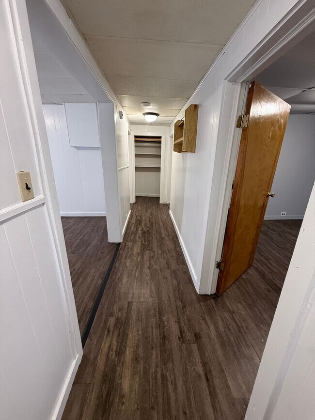 Building Photo - 314 Ives Ave