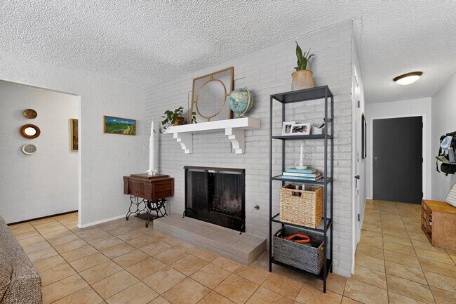 Building Photo - 7304 Eganhill Dr