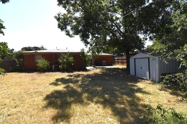 Building Photo - 2802 54th St