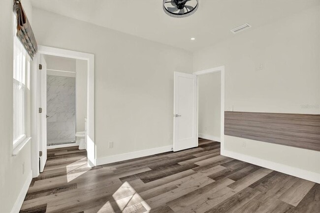 Building Photo - 1299 5th St S